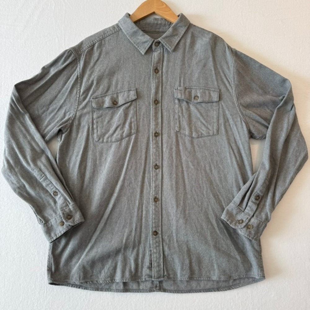 Royal Robbins Mens XL Gray Herringbone Organic 100% Cotton Button Down Shirt
